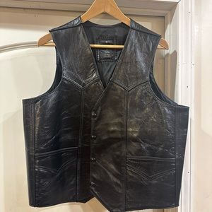 XL men leather vest